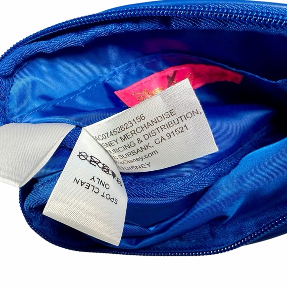 Lilly Pulitzer X Disney Parks Gillie Wristlet Aegean Navy Lilly Loves Disney - Picture 5 of 7